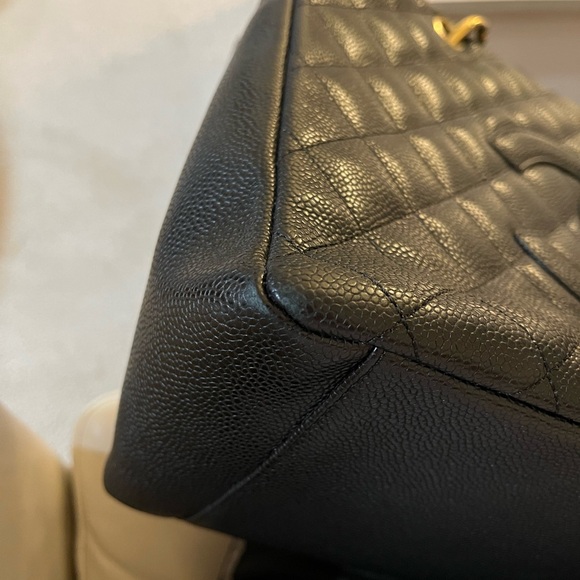 CHANEL GST [Grand shopping Tote] Shoulder Bag - Picture 11 of 13